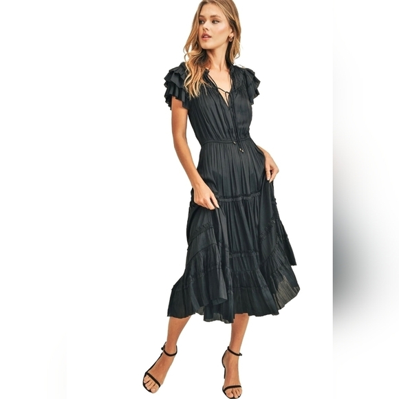 Reset By Jane Long Short Sleeve Ruffle Kianna Dress - Picture 2 of 8